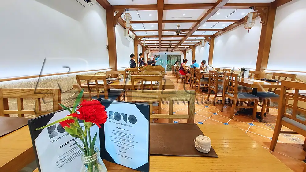 Tấm len gỗ tiêu âm và Remak® Acoustic Sonic được sử dụng để tiêu âm, trang trí các không gian ẩm thực tại nhà hàng KOTO Văn Miếu