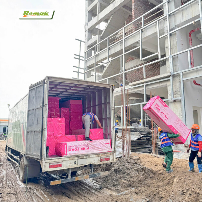 Xốp XPS Remak® – Đồng hành cùng tập đoàn linh kiện điện tử hàng đầu thế giới Xốp cách nhiệt Xps Remak được giao đến công trình